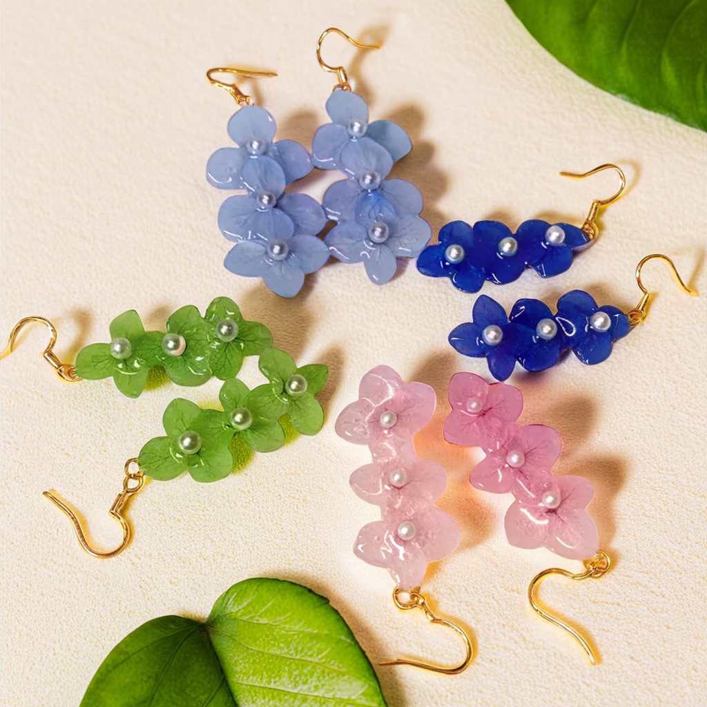 Real Hydrangea Flower Earrings | Handmade Pressed Flower Resin Jewelry | Birthday Gift for Her | Dried Flower Dangle Drop Earrings